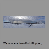 W-panorama from Rudolftoppen, highest summit on S island